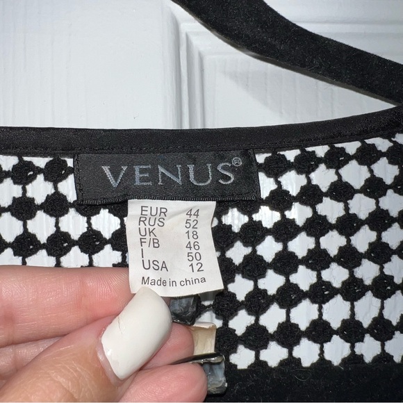 Venus Black Coverup Dress Long Sleeve - Picture 5 of 6